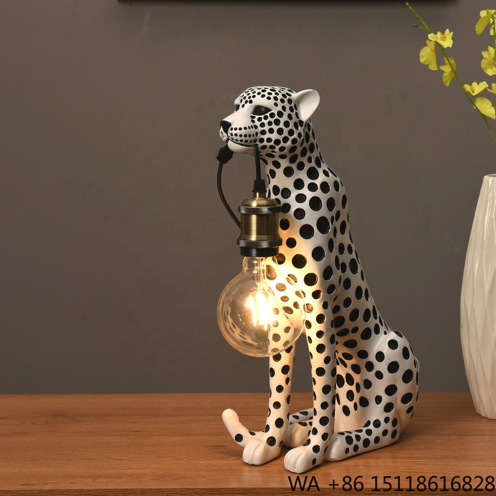 Scultura in Resina di Leopardo - Office Furniture Brands recensione e prezzo